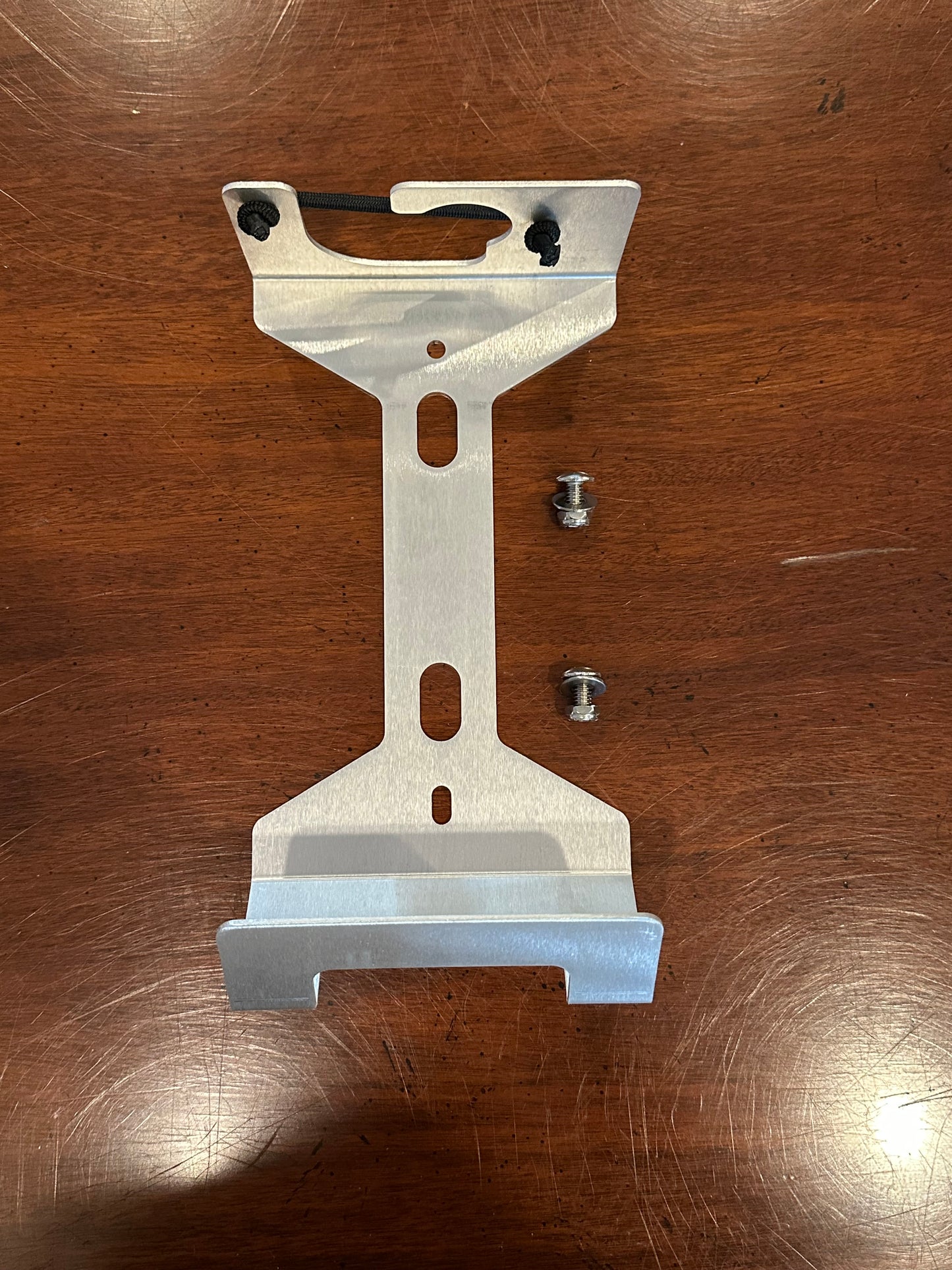 Sand Flea Rake Holder Accessory for YETI LoadOut Bucket Rod Holder