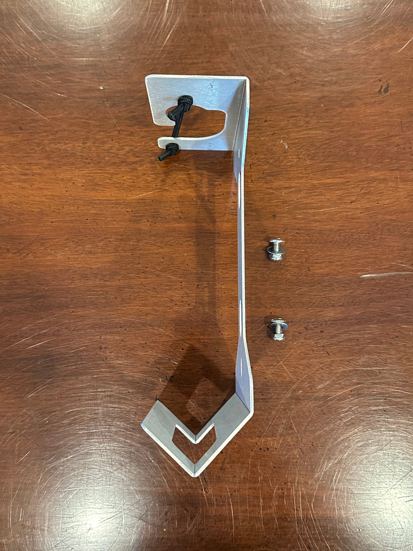 Sand Flea Rake Holder Accessory for YETI LoadOut Bucket Rod Holder
