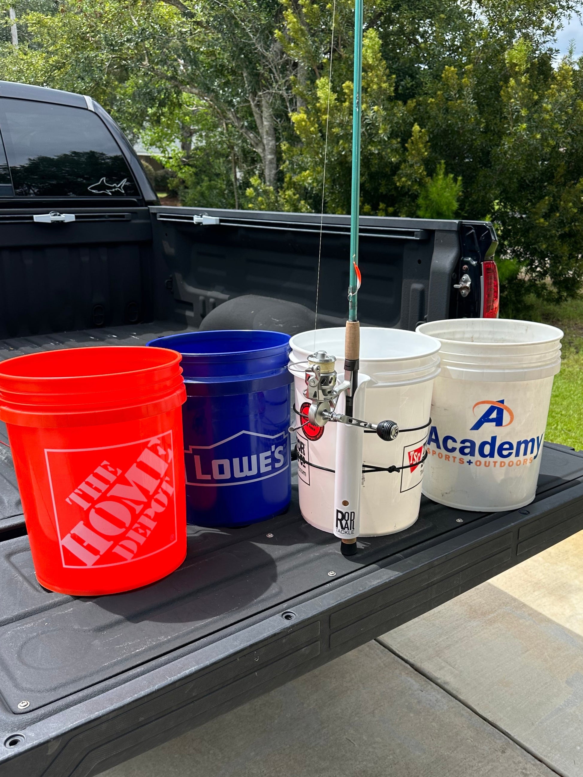 Single Fishing Rod Holder for Gallon Bucket – Rod Rail Tackle