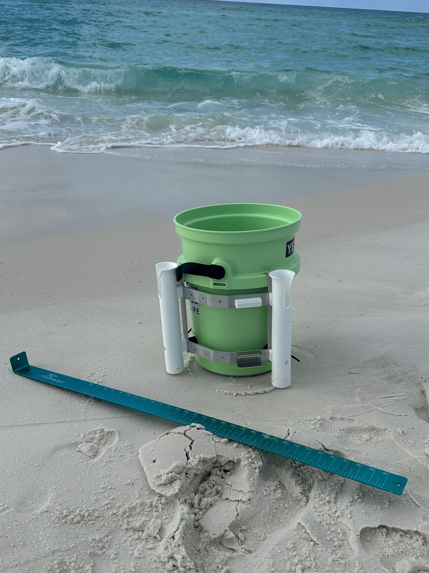 2" Fish Board Mount Accessory for YETI LoadOut Bucket Rod Holder